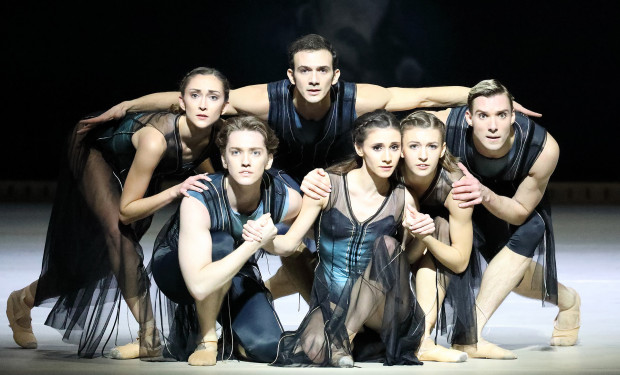 Teaser Panorama München, Bayerische Staatsoper, Szene aus "Tschaikowski Ouvertüren": 