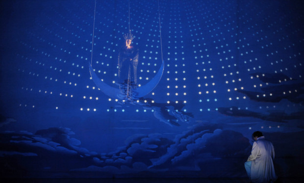 Szene aus "Die Zauberflöte" an der Staatsoper Unter den Linden   