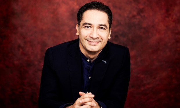Portrait des Dirigenten Andrés Orozco-Estrada   