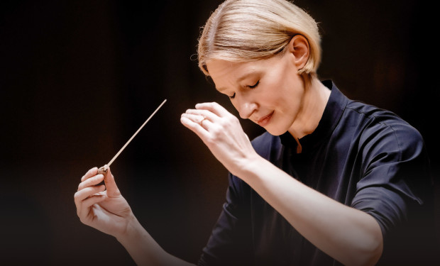 Die Dirigentin Joana Mallwitz