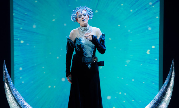 Szene aus "Die Zauberflöte" an der Oper Köln