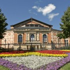 Blick auf das Festspielhaus Bayreuth 