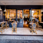 Aussenterasse mit Bistrobereich