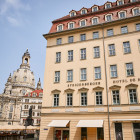 Blick auf Fassade und Frauenkirche