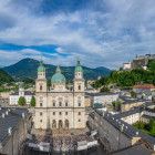 01 Salzburg, Domplatz, Jedermann-Bühne: 