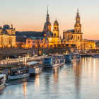 Stadtansicht, "Canaletto-Blick", von Dresden im Abendlicht 