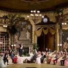 Szene aus "Die Fledermaus" an der Staatsoper Wien    