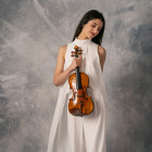 Portrait der Violinistin Maria Duenas   