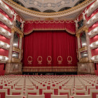 Blick auf die Bühne des Nationaltheaters München