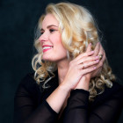 Portrait der Sopranistin Sarah Traubel    