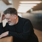 Portrait des Dirigenten Alan Gilbert   