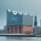 Blick auf die Elbphilharmonie in Hamburg