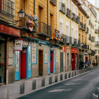 Straße in der Altstadt von Madrid 