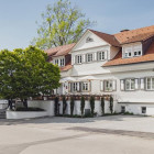 06: Außenaufnahme des Hotel Caraleon in Wasserburg     