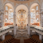 Der Innenraum der Frauenkirche Dresden   