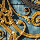 Schmiedekunst an einer Tür in Breslau, Detail