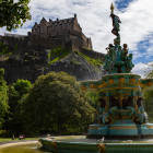 11 Edinburgh, Ross Fountain: 