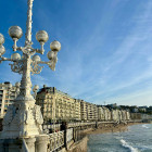 Häuserzeile an der Promenade von San Sebastian