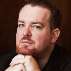 Portrait des Tenors Clay Hilley