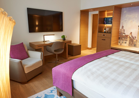 Hotel Kempinski Vier Jahreszeiten München Deluxe Zimmer