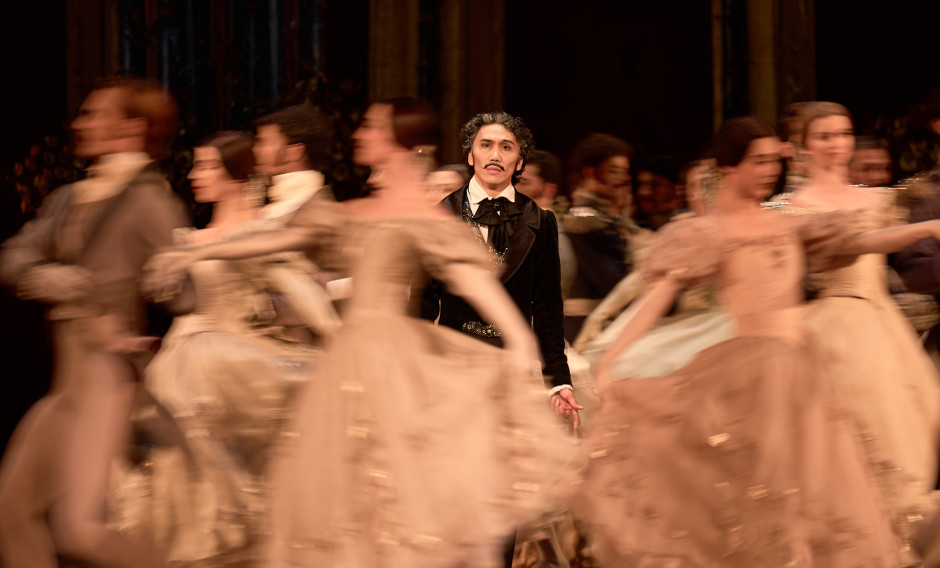 Onegin Szene aus dem Ballett "Onegin" an der Semperoper Dresden