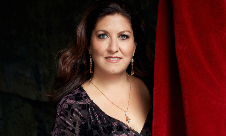 01: Portrait der Sopranistin Anna Pirozzi  