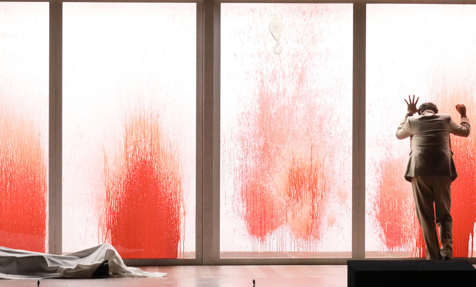 Szene aus "Tosca" an der Bayerischen Staatsoper München