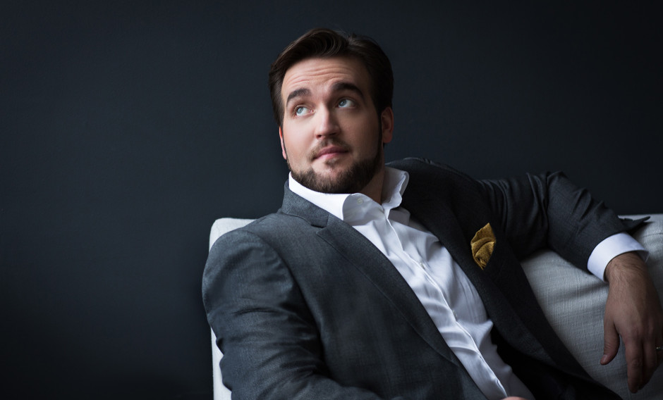 01: Portrait des Tenors Brian Jagde   