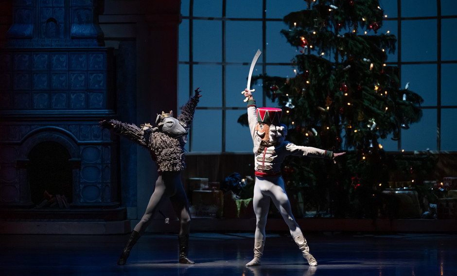 Szene aus "Der Nussknacker" an der Semperoper Dresden