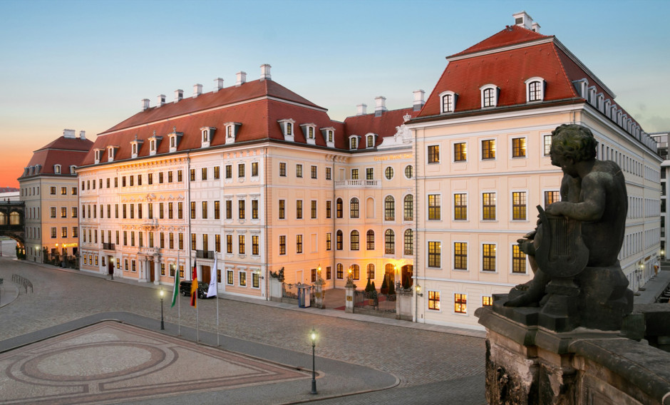 Aussenansicht des Hotels Taschenbergpalais Kempinski   