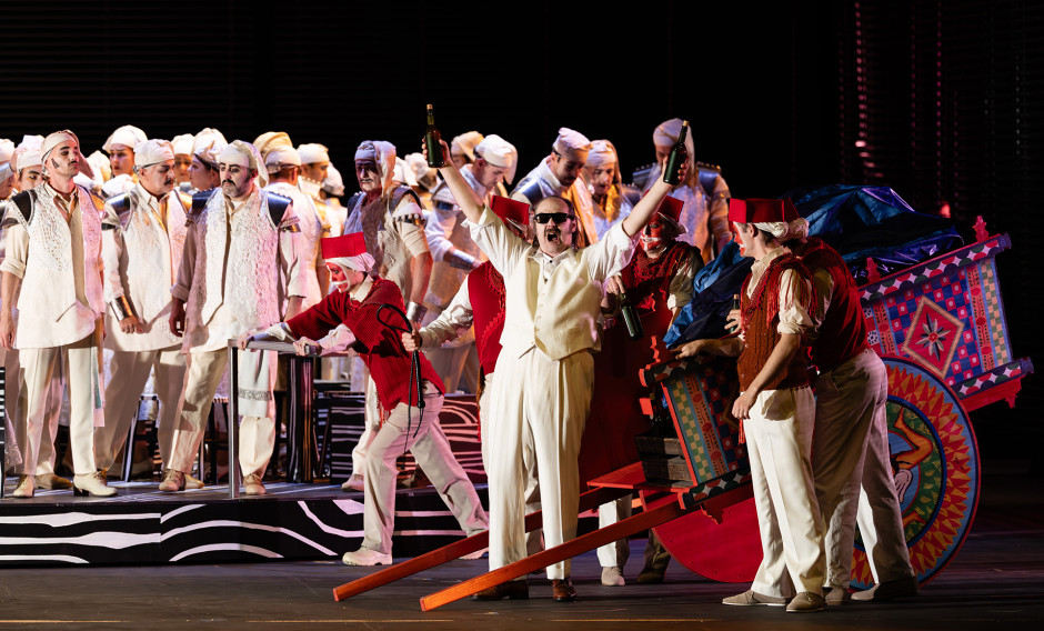 Szene aus "Cavalleria rusticana/Pagliacci" Szene aus "Cavalleria rusticana/Pagliacci" an der Bayerischen Staatsoper München