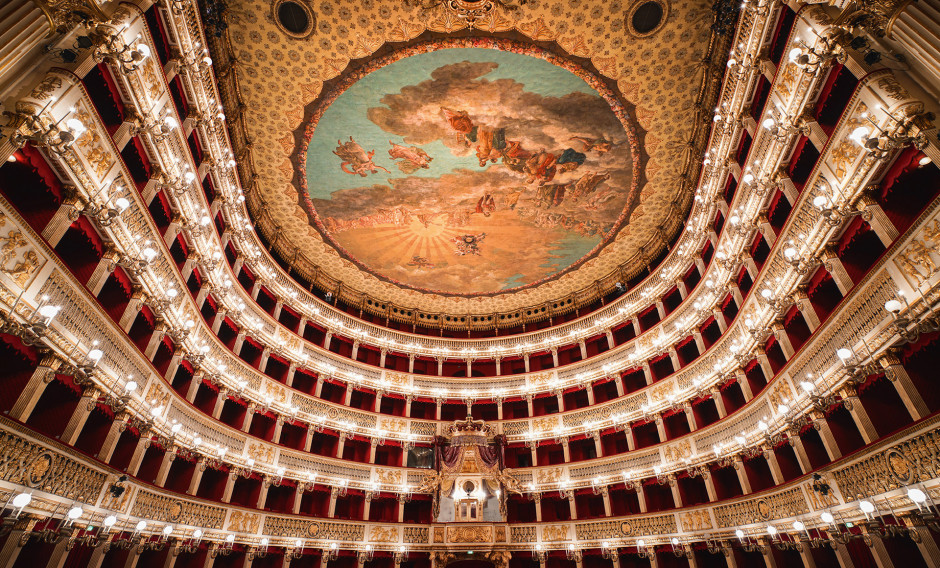 Neapel Zuschauerraum im Teatro San Carlo in Neapel