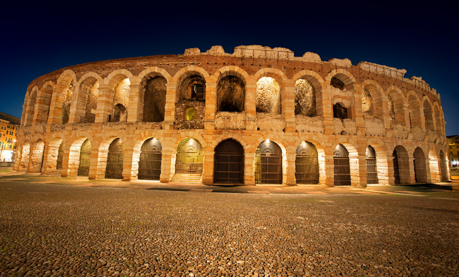  02 Verona, Arena di Verona, Fassade: