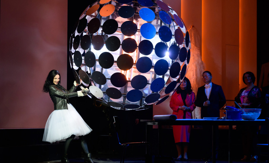 Silvester Weimar Szene aus "La Traviata" am Deutschen Nationaltheater Weimar