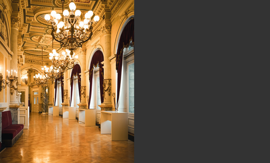 Innenansicht des Foyers der Semperoper Dresden