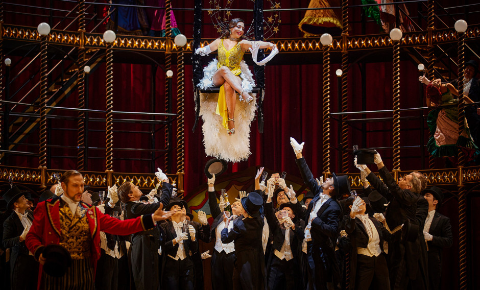 03 Dresden, Semperoper, Szene aus "La Traviata": 