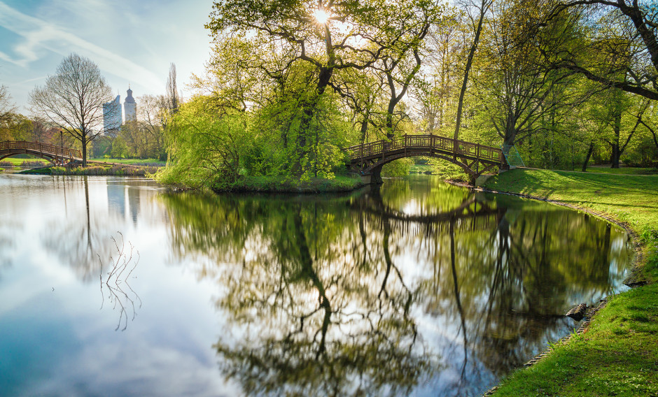 Frühlingsstimmung im Johannapark in Leipzig