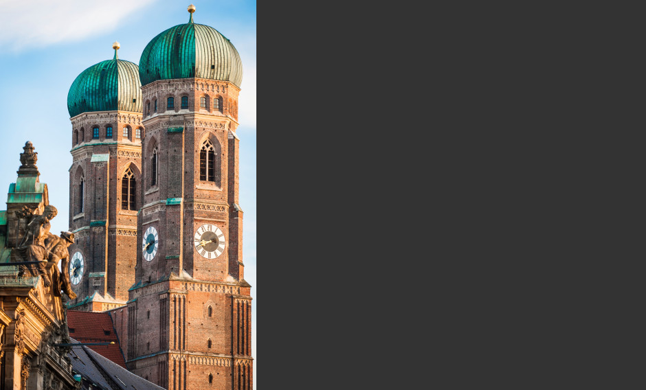 München Die Türme der Frauenkirche in München