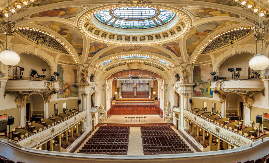 Smetana Saal Blick in den Zuschauerraum des berühmten Smetana-Saals in Prag