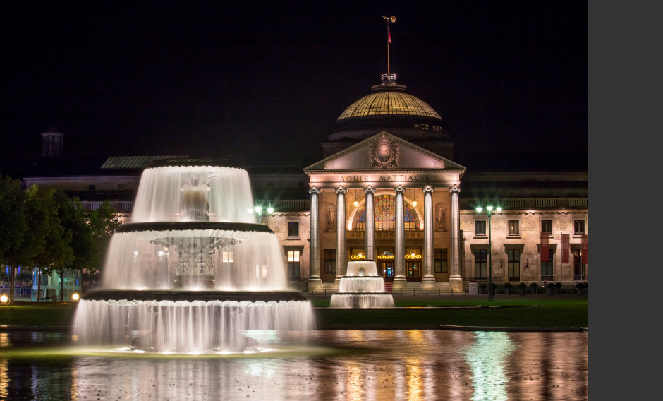 03 RMF, Wiesbaden, Kurhaus bei Nacht: 