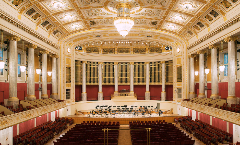 Blick auf Zuschauerraum und Bühne im Konzerthaus Wien