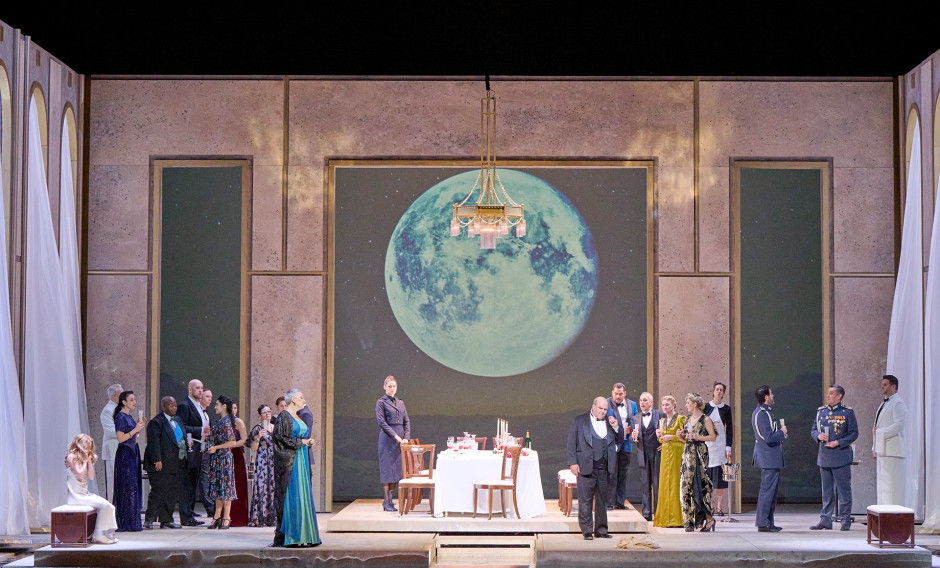 Szene aus "Salome" an der Wiener Staatsoper