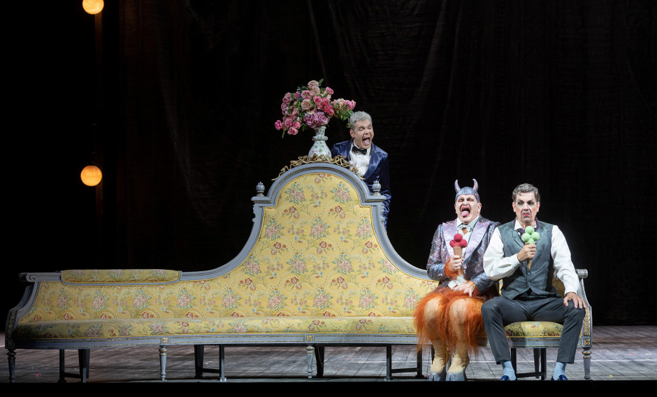 04 Berlin, Komische Oper, Szene aus "Orpheus aus der Unterwelt": 