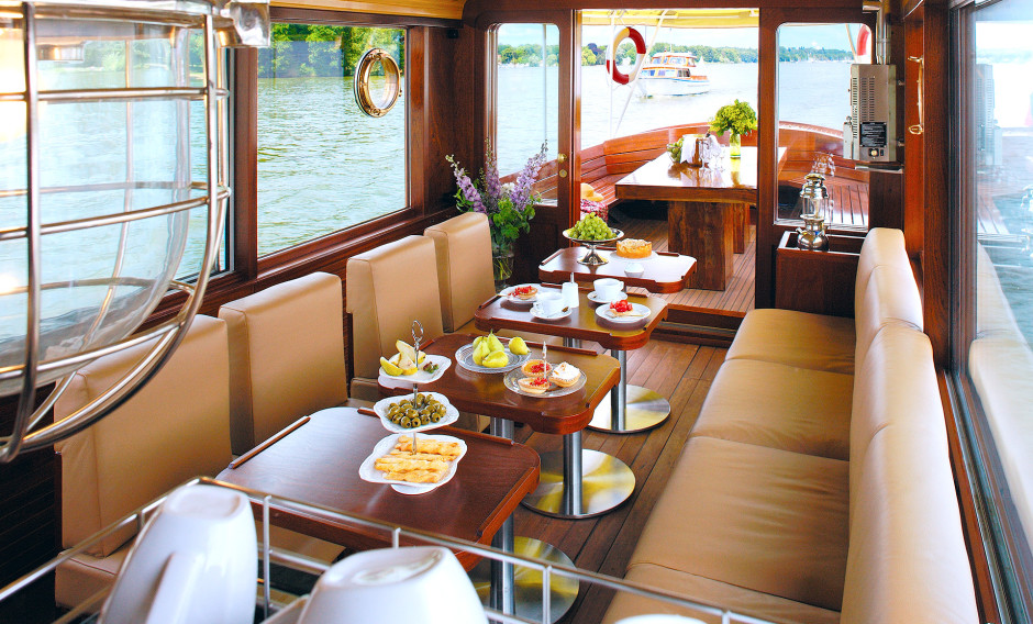 Berlin, Salonschiff MS Marple: 