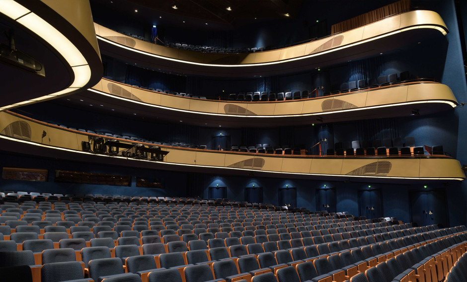 Blick in den Zuschauerraum der Oper Frankfurt