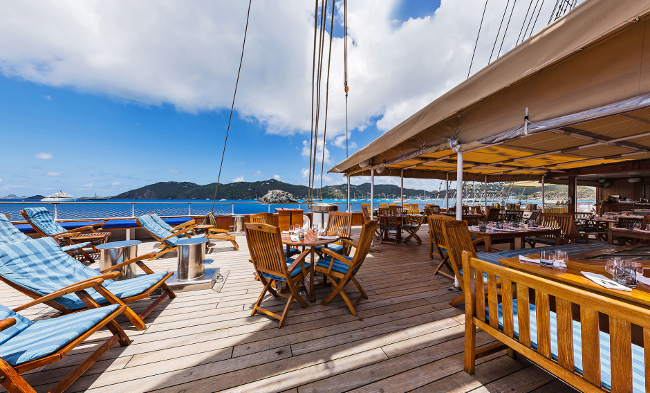 "Lido"-Bereich auf Deck der Sea Cloud II   