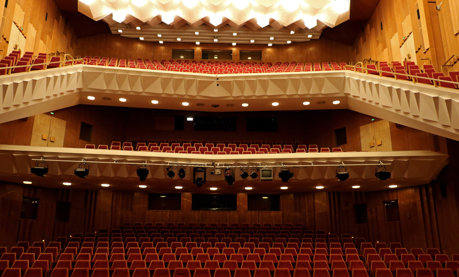 Zuschauerraum des Deutschen Nationaltheaters Weimar Blick in den Zuschauerraum des Deutschen Nationaltheaters Weimar