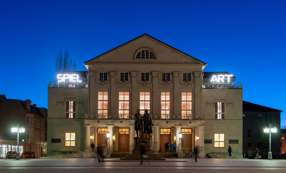 Silvester Weimar Das Deutsche Nationaltheater Weimar am Abend