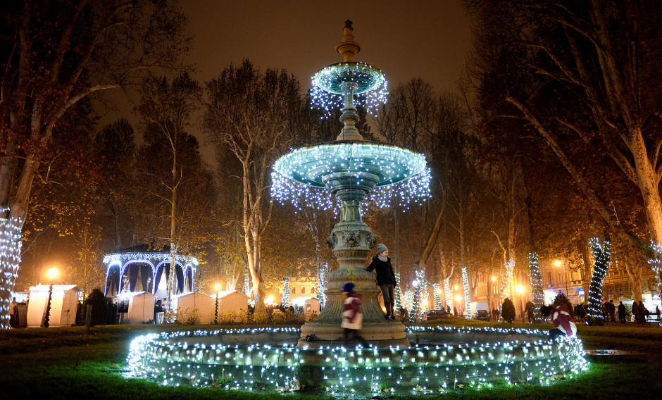 04 Zagreb, Hotel Esplanade Zagreb, Weihnachtsmarkt: 