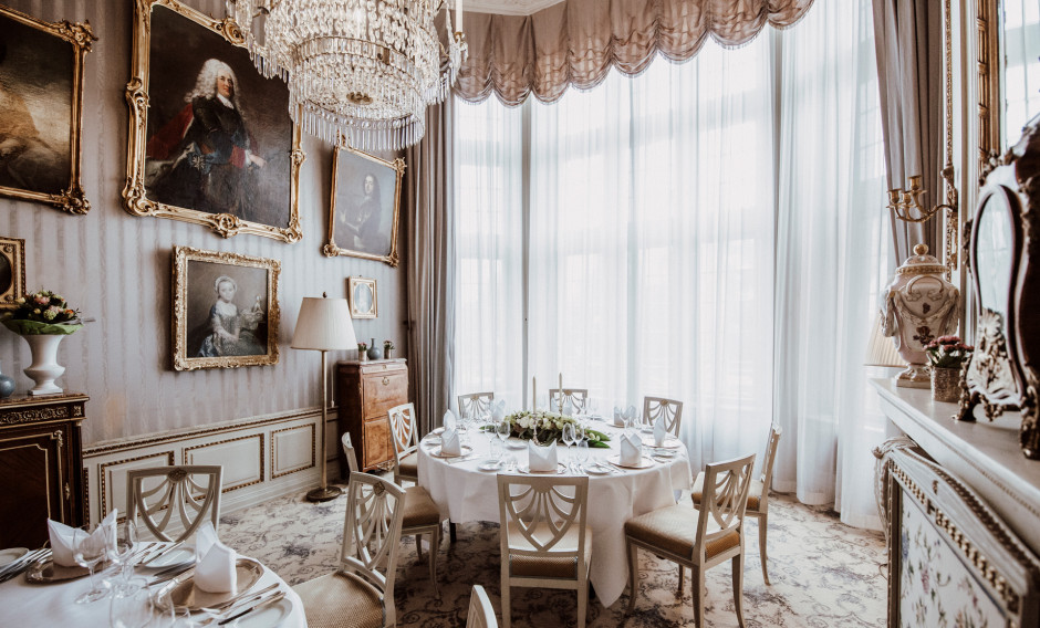 Schlosshotel Kronberg Festliche gedeckte Tische im Schlosshotel Kronberg